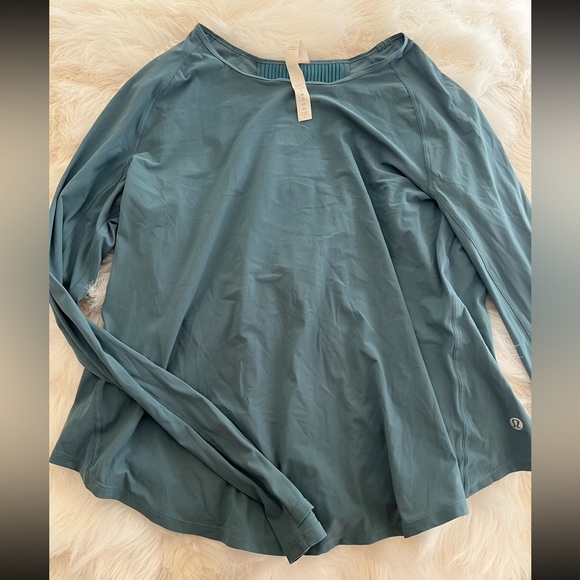 lululemon athletica Tops - Lululemon blue long sleeve